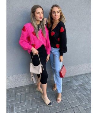 svetr strawberries pink